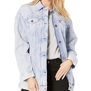 Light blue Levi denim jean jacket